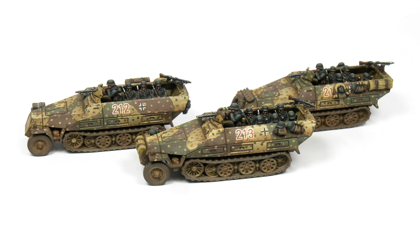 12mm / 144th SdKfz 251/D Hanomag