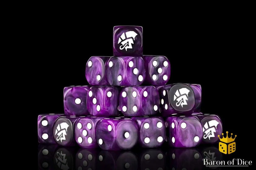 Baron of Dice: Alien Purple and White Dice Set