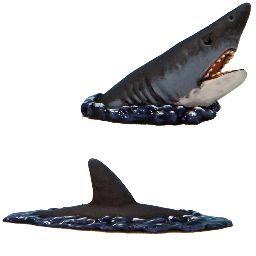 DEAL 416 Great White Sharks (2)